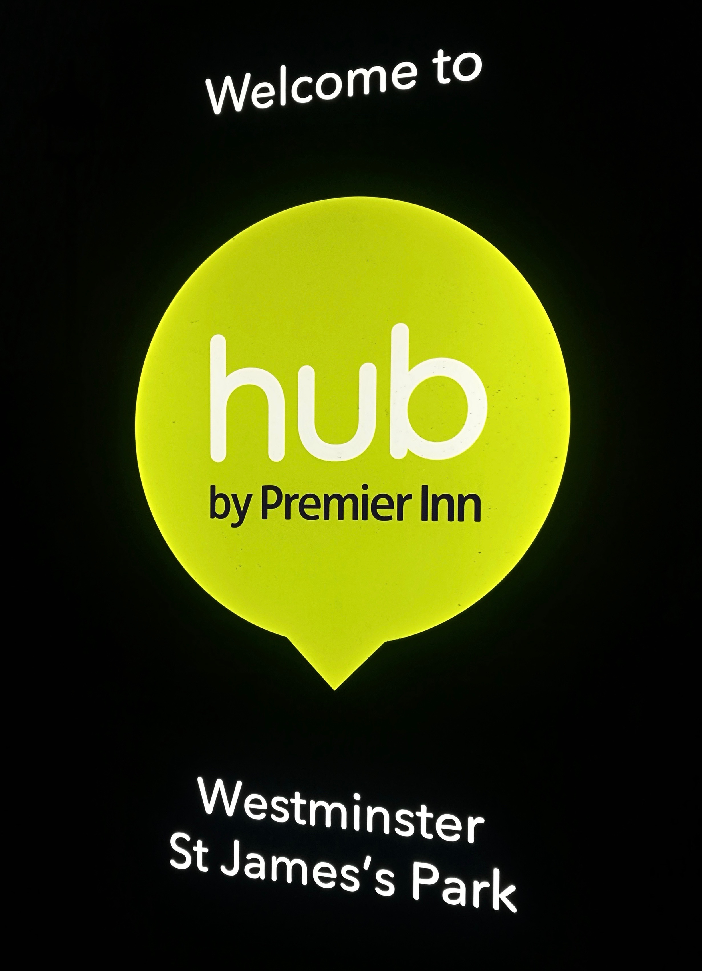 Budget Hotel Review: Hub by Premier Inn - Heels In My Backpack